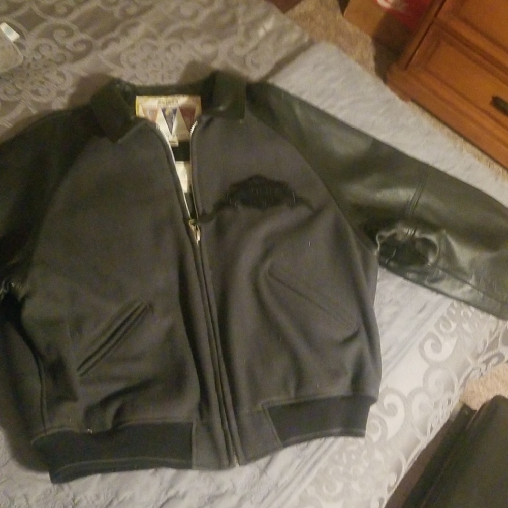 Averex Jacket - image 1